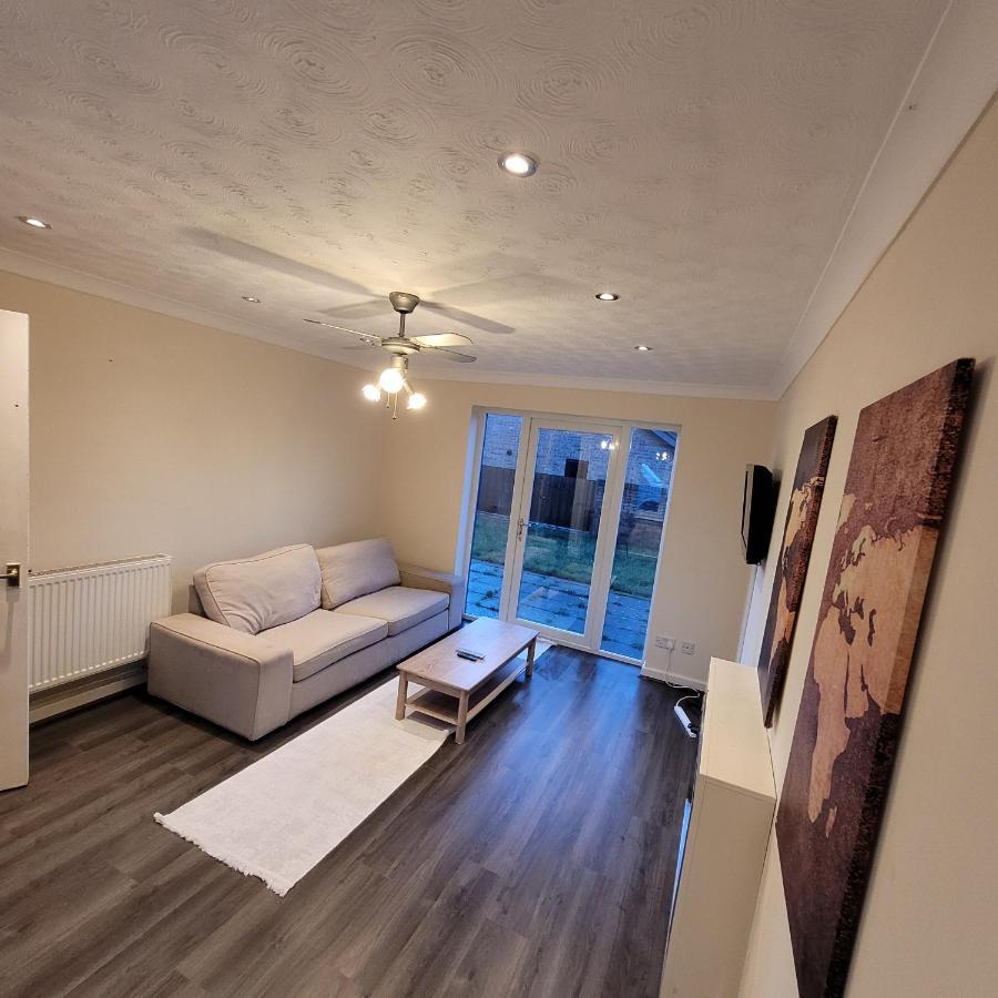 Hamilton 3 Bedrooms 10 Minutes From City Centre Leicester Exterior foto